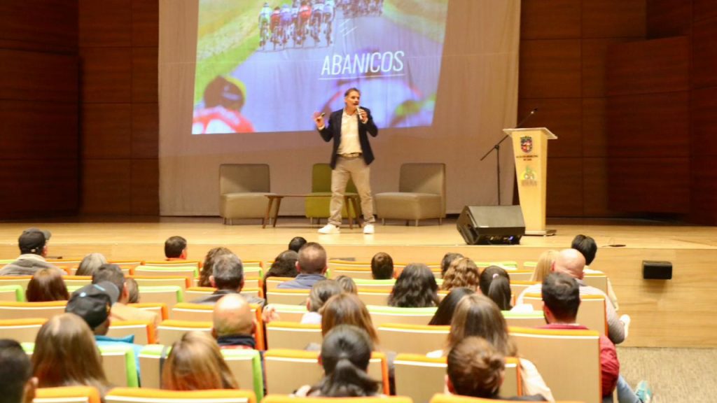 Formación y bienestar en el Día del Servidor Público